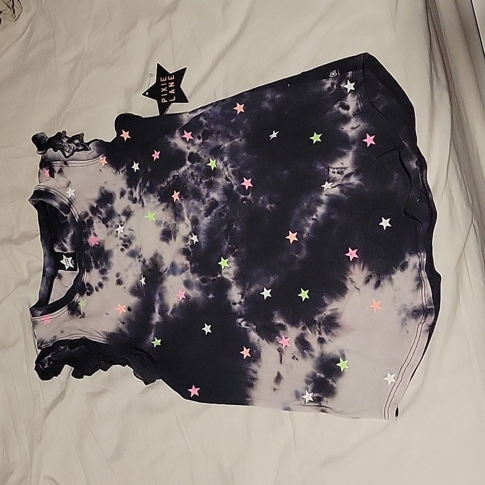 New girls size 9/10 and 11/12 tie dye with neon stars tank top.